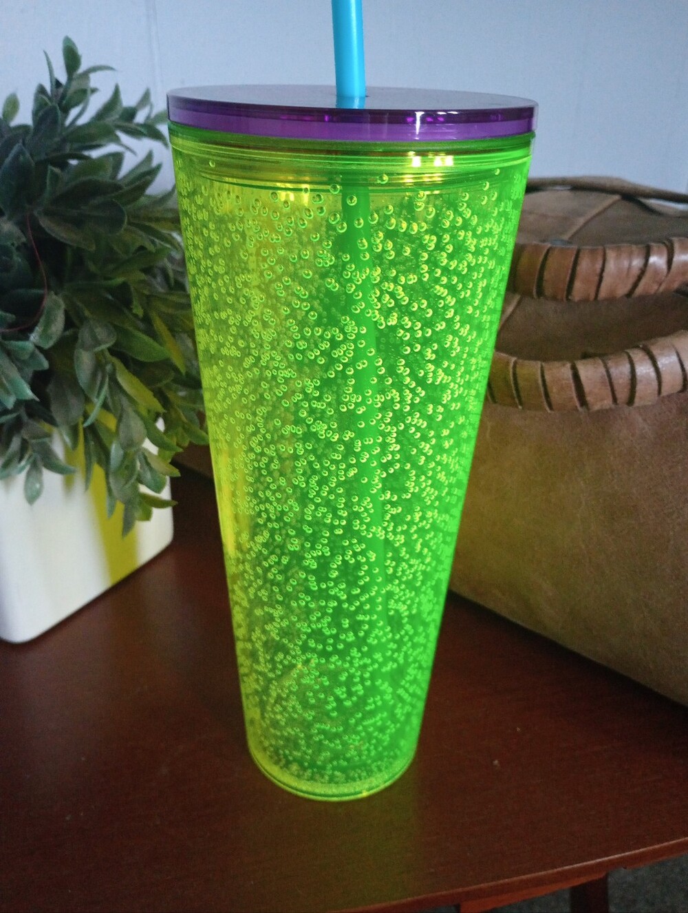 Starbucks 24 Oz Neon Yellow Bubble Tumbler NWOT